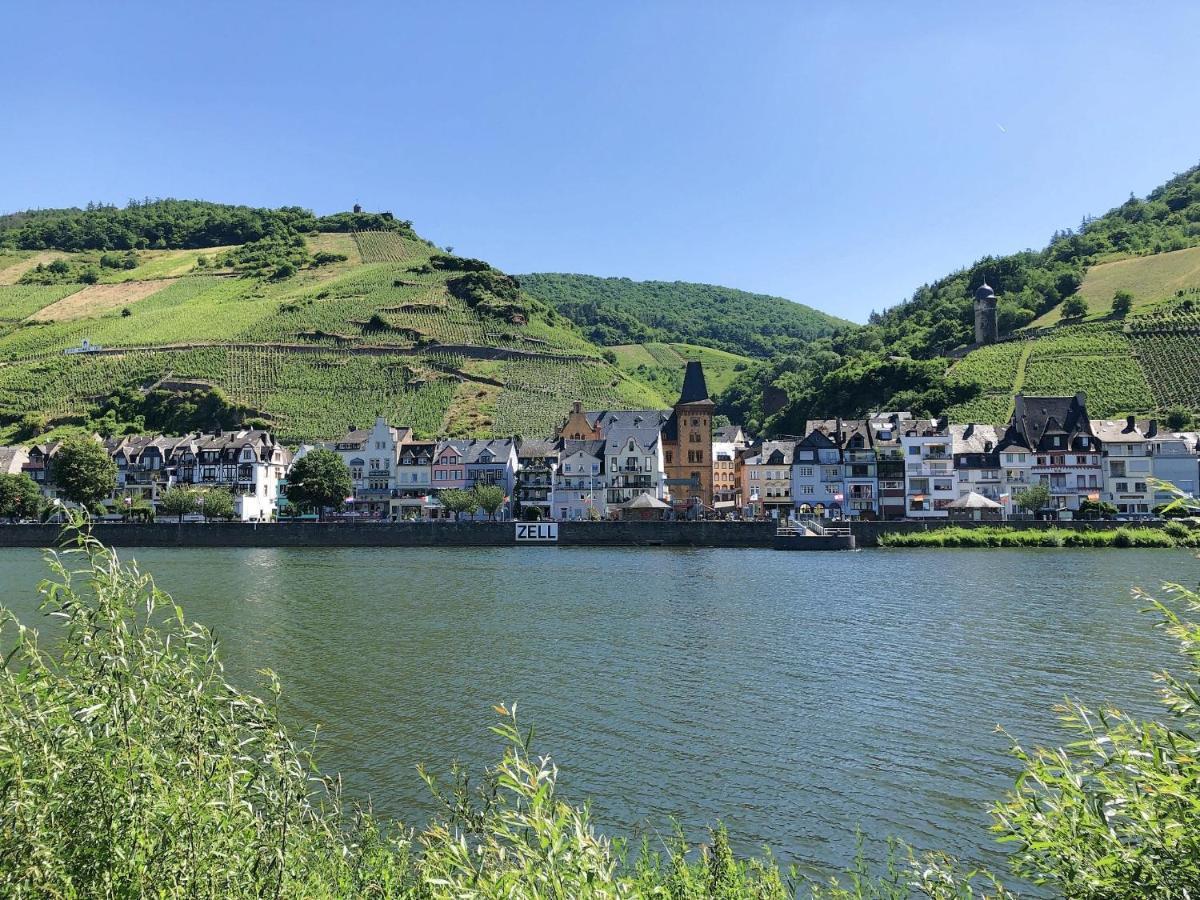 Ferienhaus Am Moselradweg เซลล์อันแดร์โมเซล ภายนอก รูปภาพ