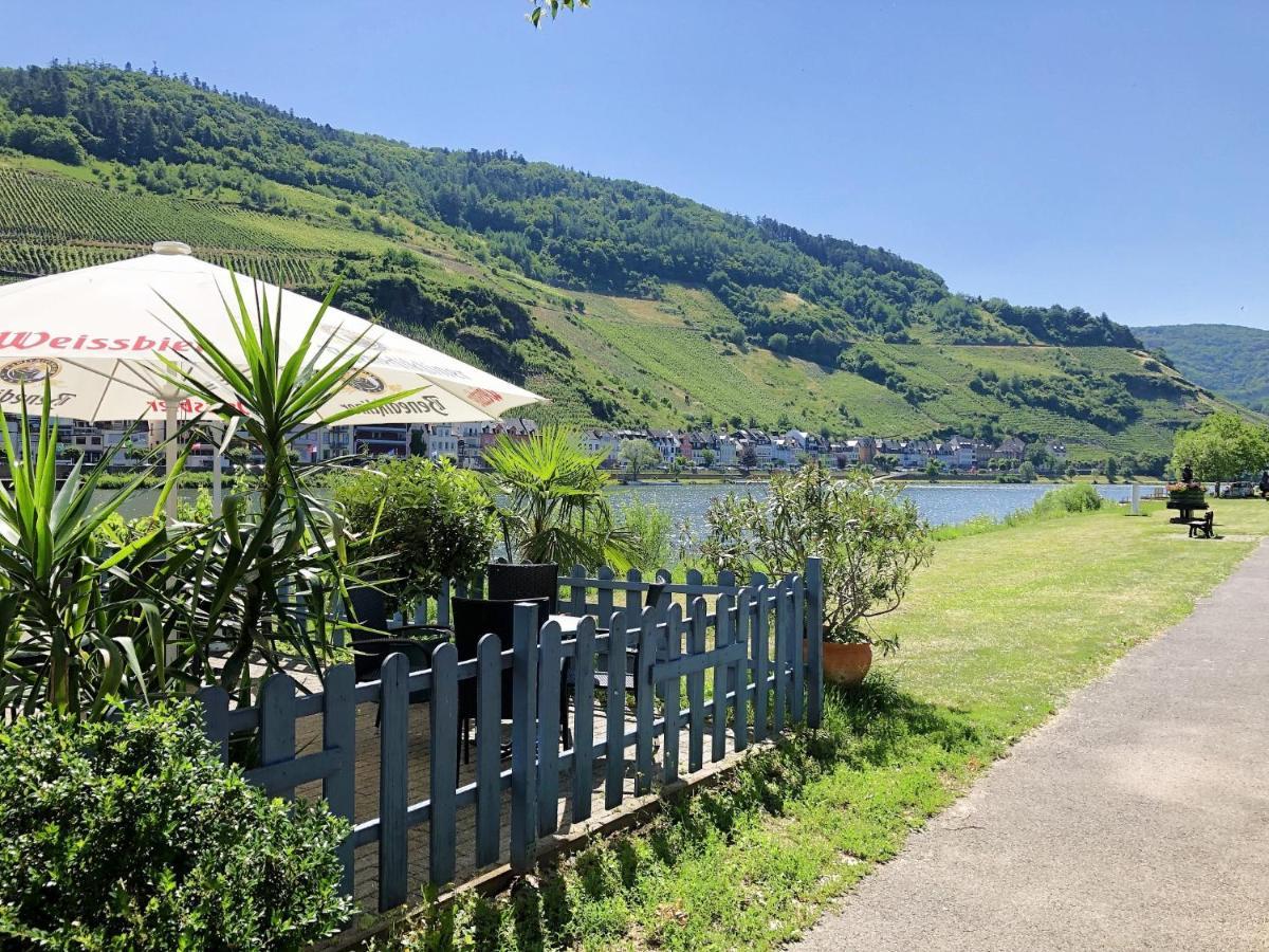 Ferienhaus Am Moselradweg เซลล์อันแดร์โมเซล ภายนอก รูปภาพ