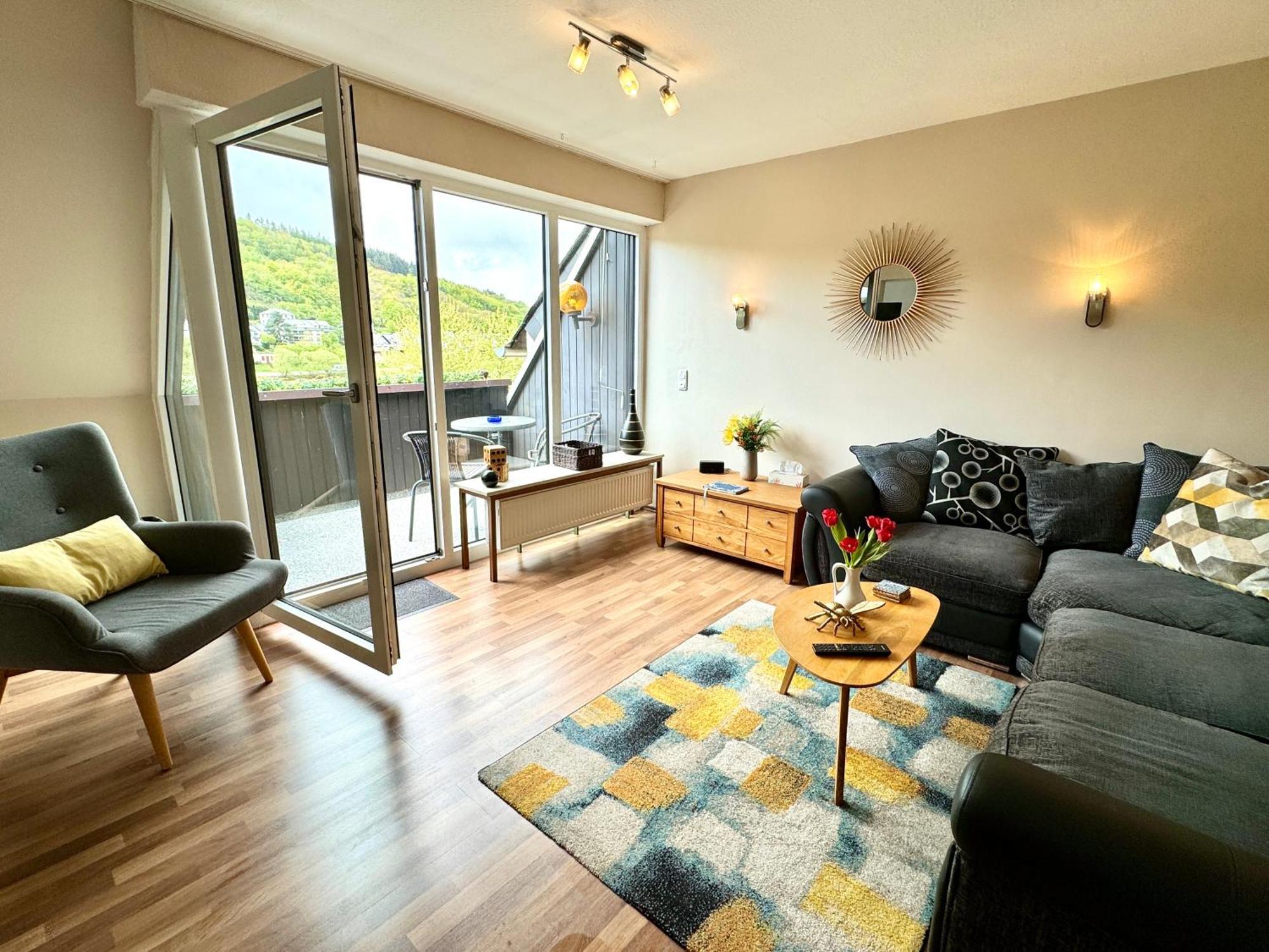 Ferienhaus Am Moselradweg เซลล์อันแดร์โมเซล ภายนอก รูปภาพ