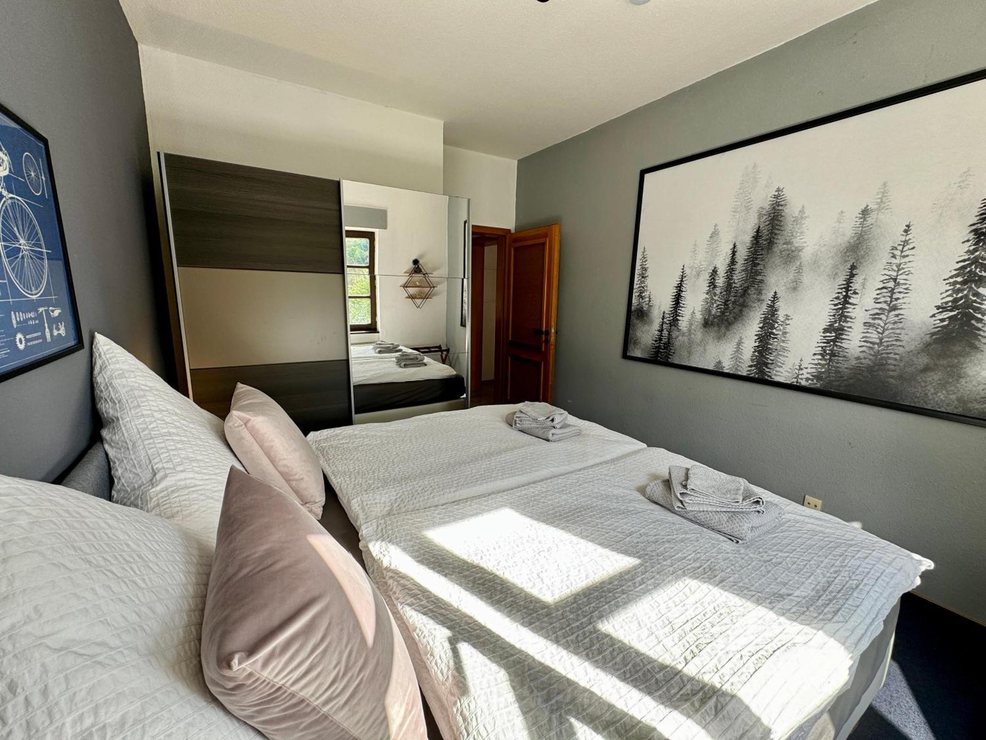 Ferienhaus Am Moselradweg เซลล์อันแดร์โมเซล ภายนอก รูปภาพ