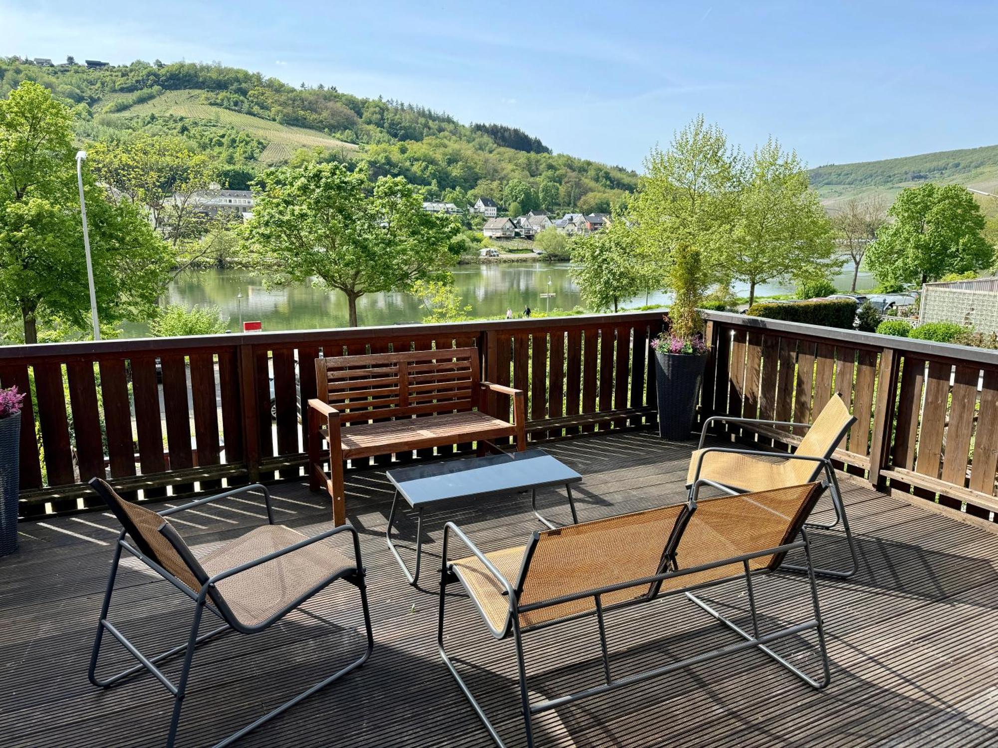 Ferienhaus Am Moselradweg เซลล์อันแดร์โมเซล ภายนอก รูปภาพ